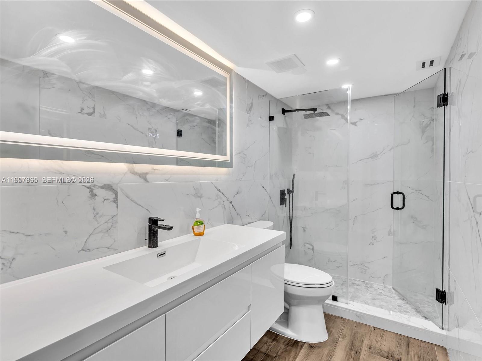 10000 PLAZA CONDO-SOUTH T - Residential Lease