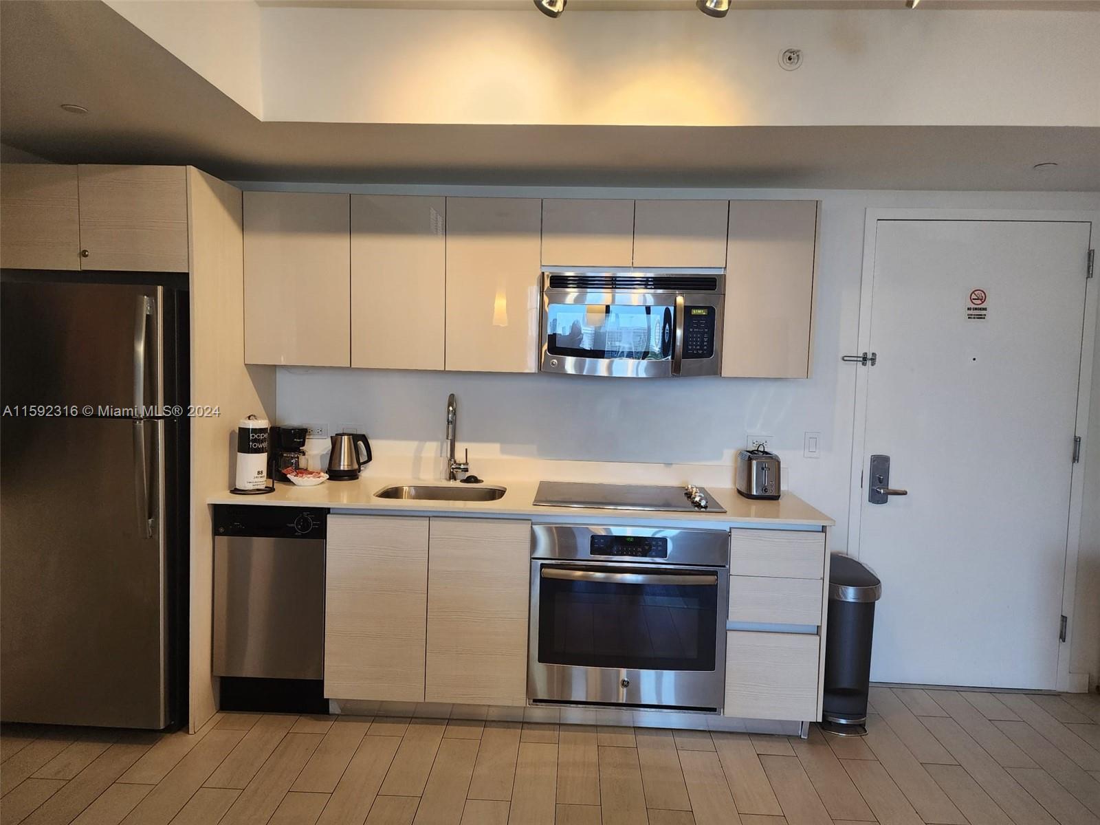 BEACHWALK CONDOMINIUM - Residential