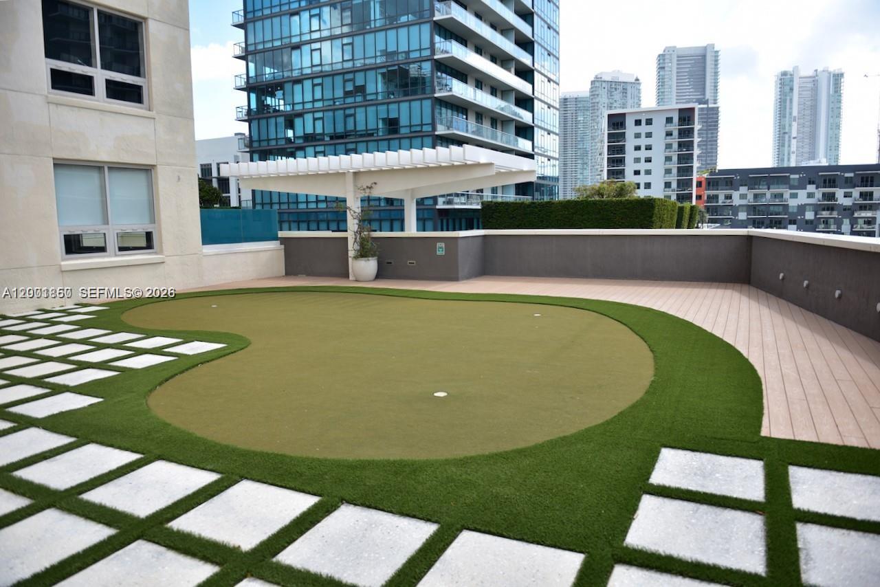 MIDBLOCK MIAMI CONDO - Residential