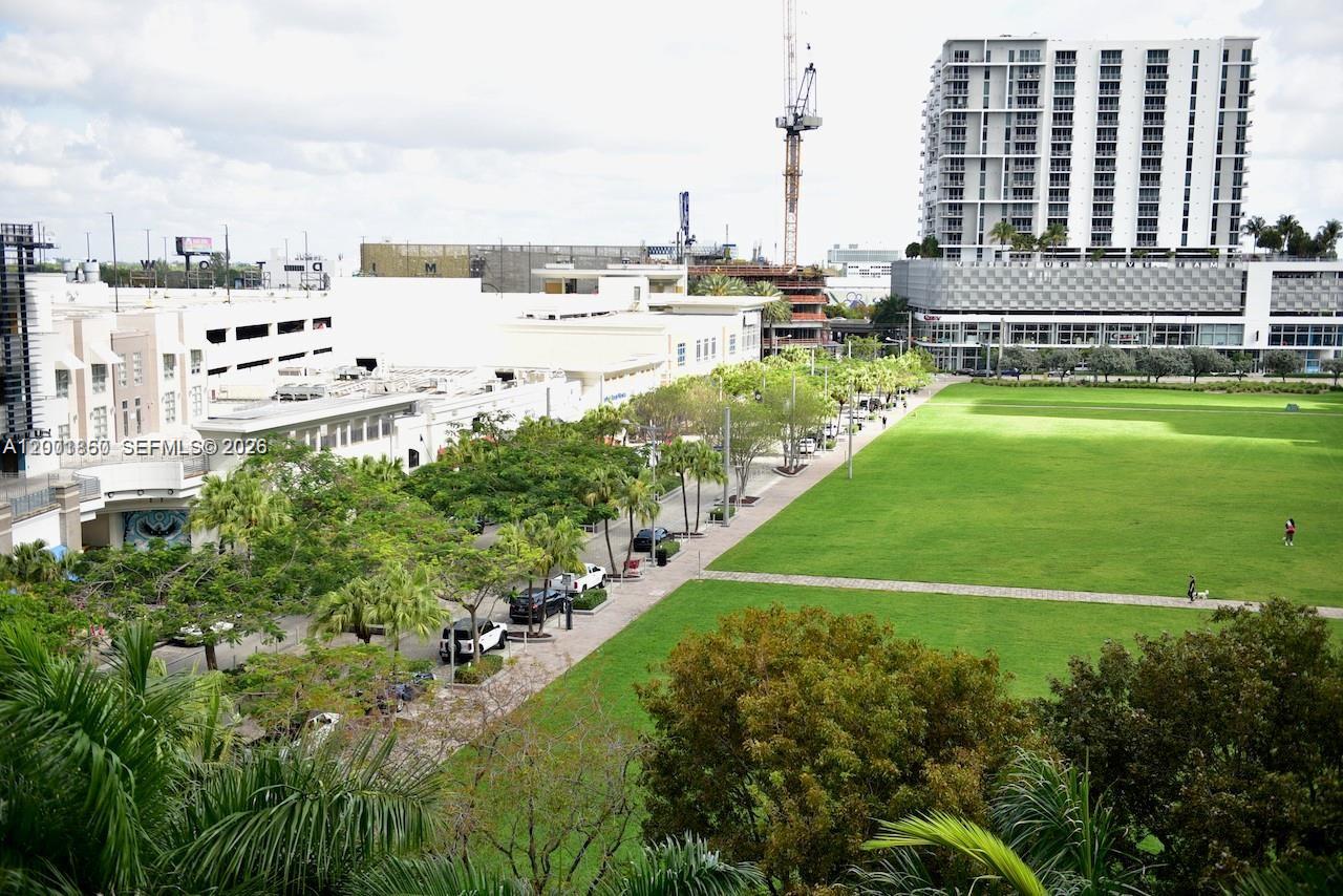 MIDBLOCK MIAMI CONDO - Residential