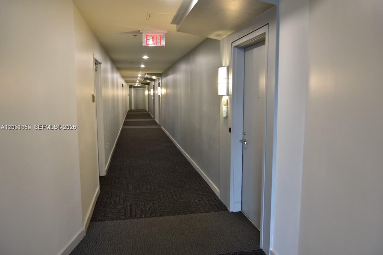 MIDBLOCK MIAMI CONDO - Residential