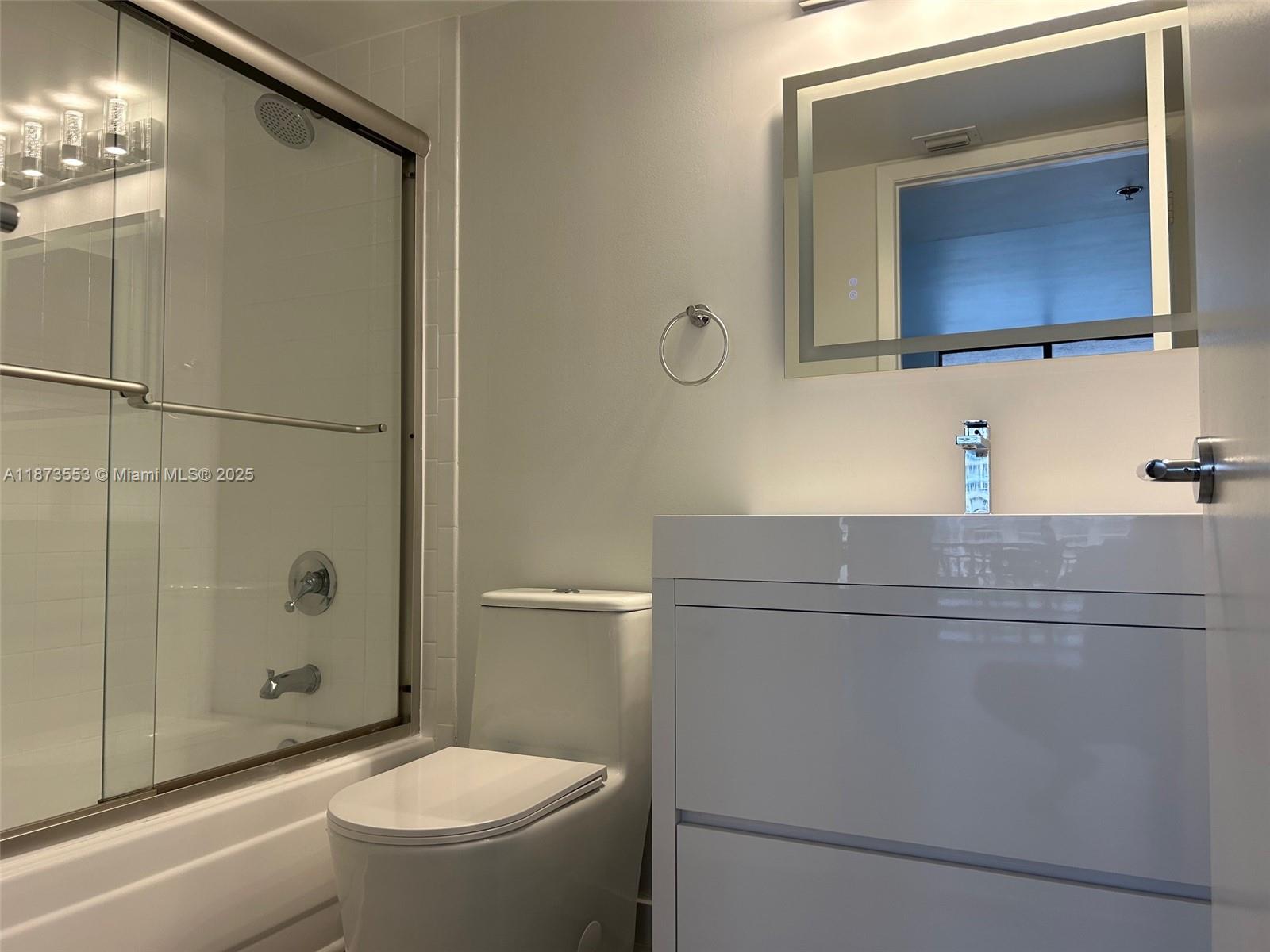 BRICKELL KEY II CONDO - Residential Lease