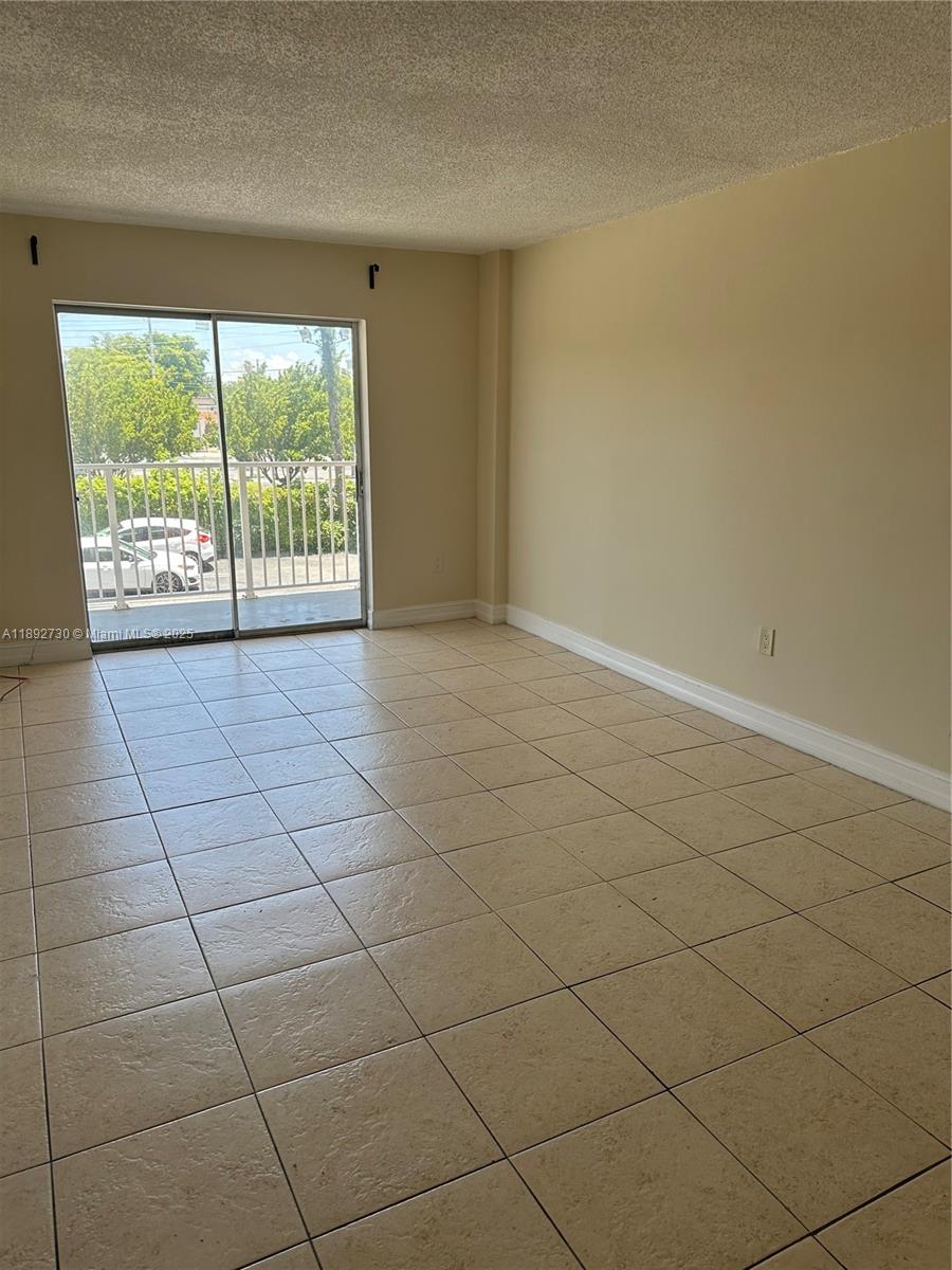 TALL TREES CONDO - Residential Lease