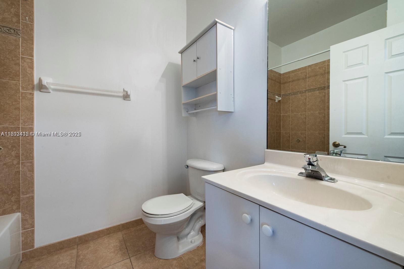 CRESTWOOD AT CAROLINA CON - Residential