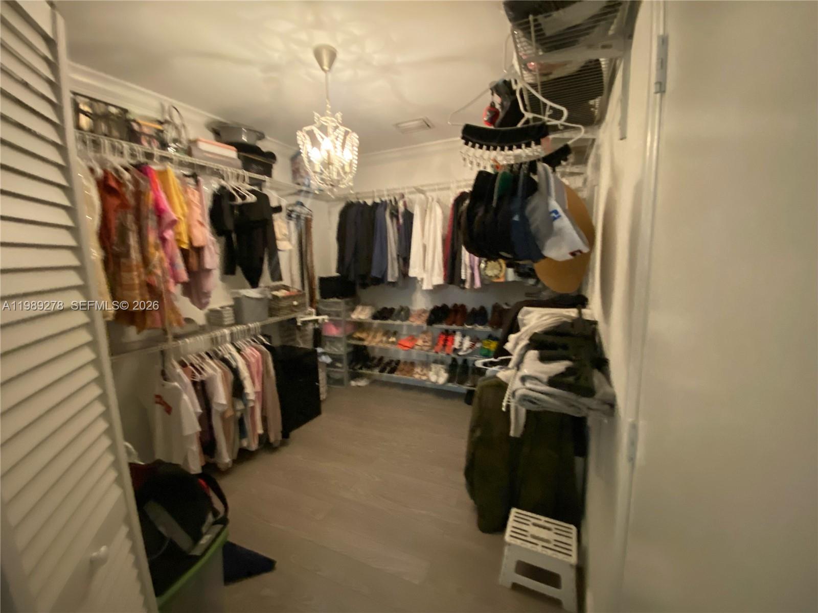 CORAL REEF ESTATES - Residential