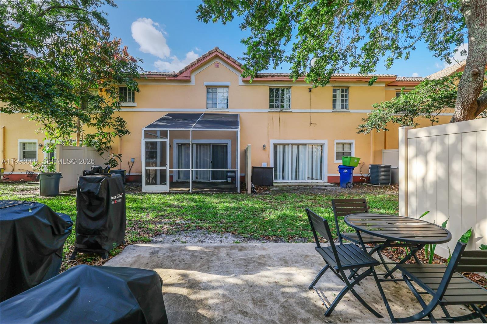 UNIVERSITY PARK - Residential