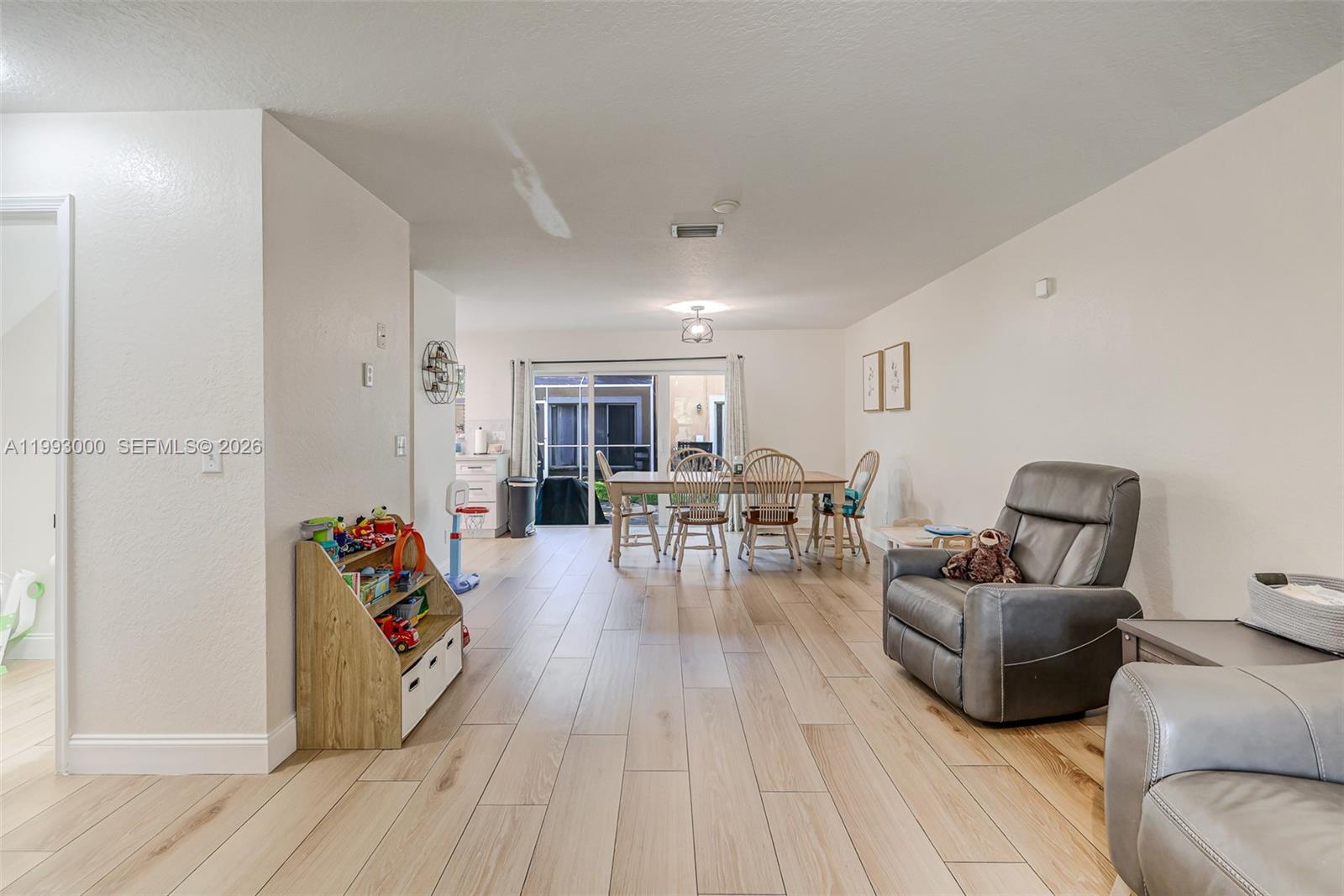 UNIVERSITY PARK - Residential