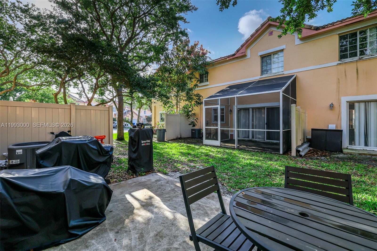 UNIVERSITY PARK - Residential