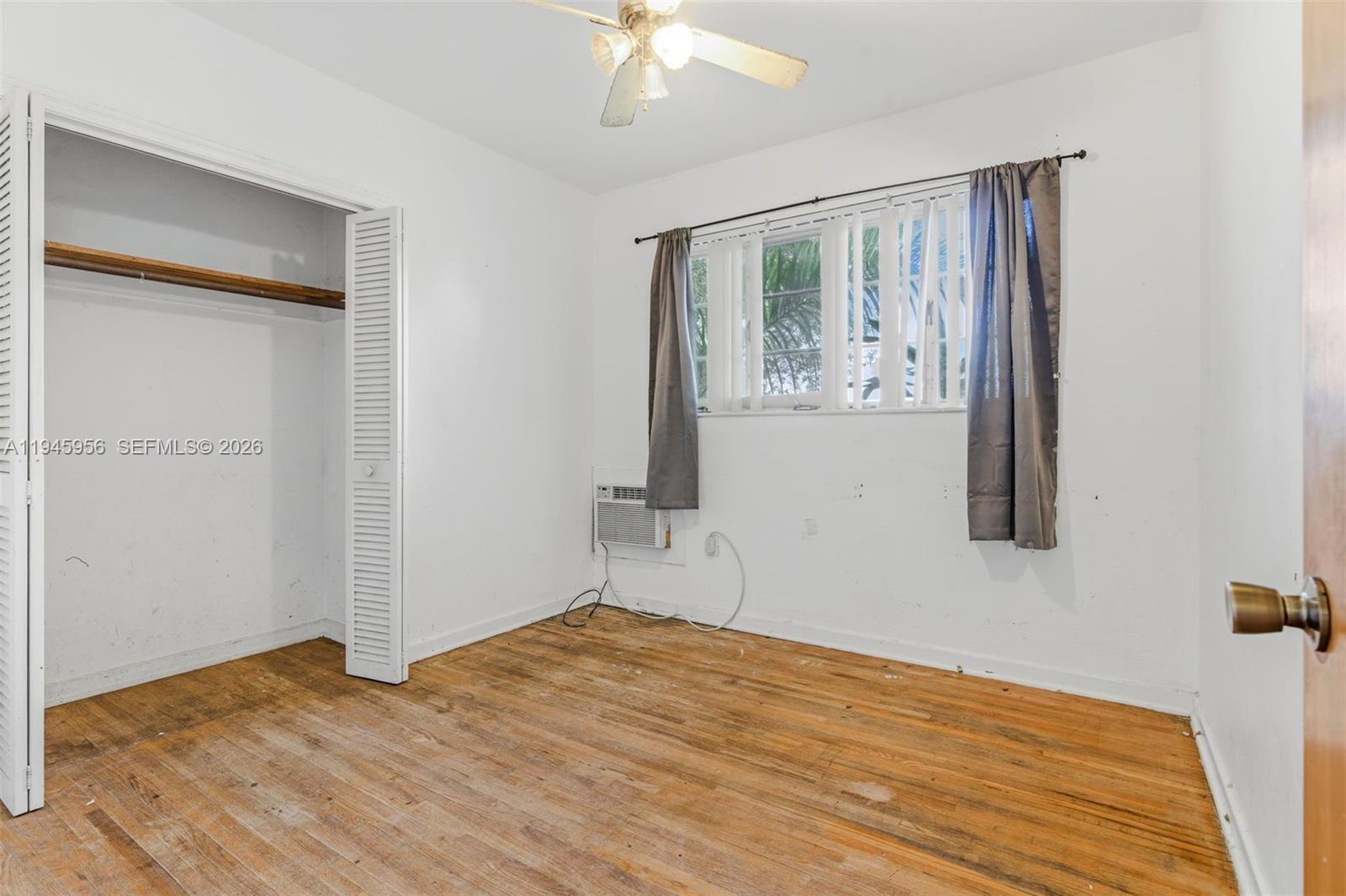 ROBT J CLARK SUB - Residential