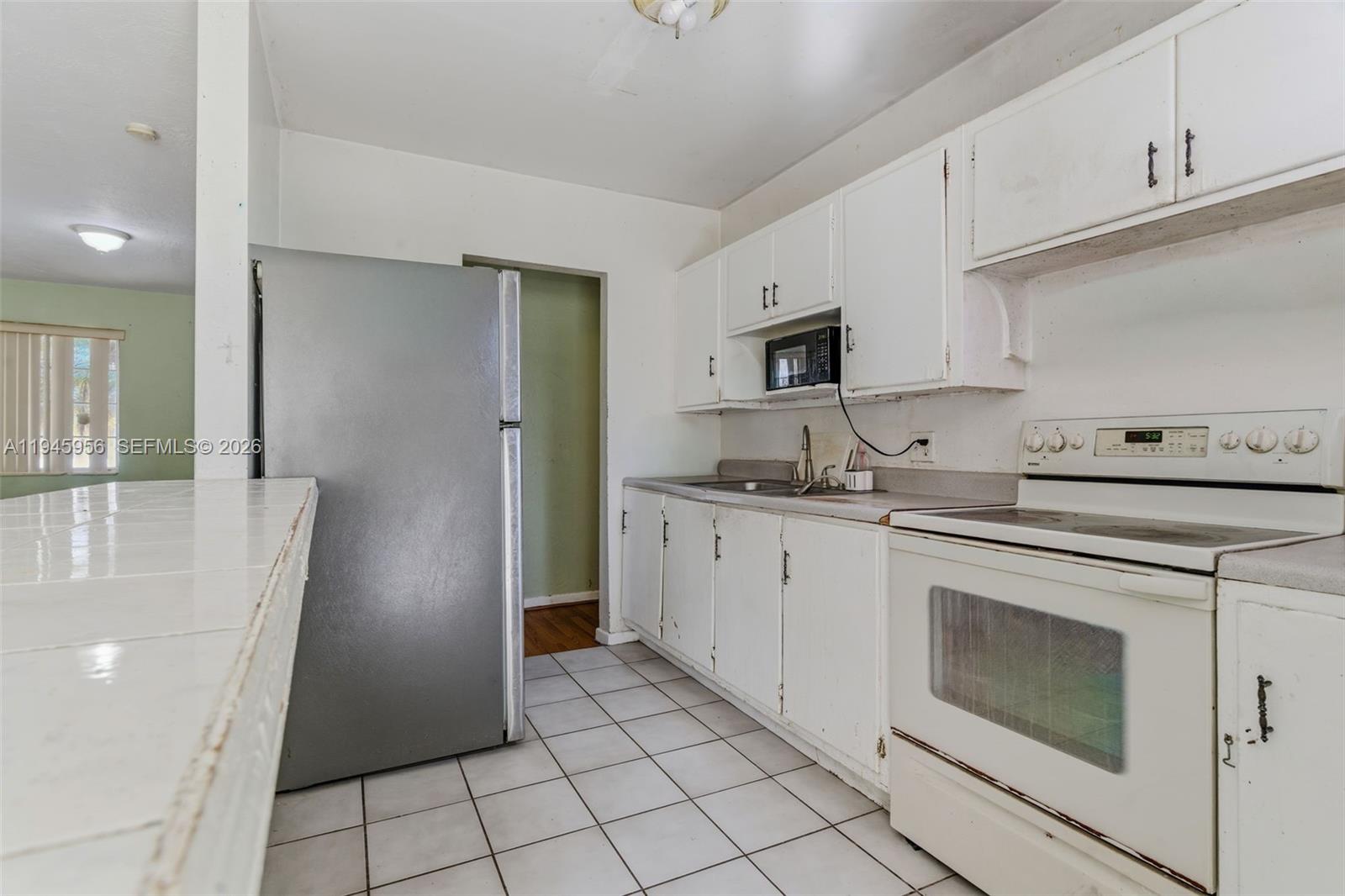 ROBT J CLARK SUB - Residential