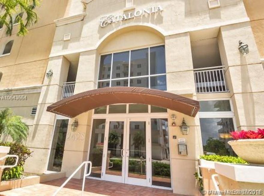 Fantastic opportunity to rent in this fairly new, well cared for boutique condo. Centrally located between Coconut Grove/ Coral Gables. Walk to Publix, restaurants, entertainment. Spacious 2/2 plus den, 2 garage parking spaces. Catalonia condo offers a nice pool to relax, gym and a big event/party room. Secured building. Perfect for professionals. Friendly neighbors meet often! Vacant, bring your best clients.