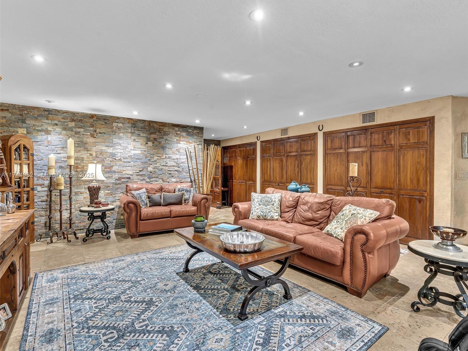 BRIERCLIFF SUB - Residential