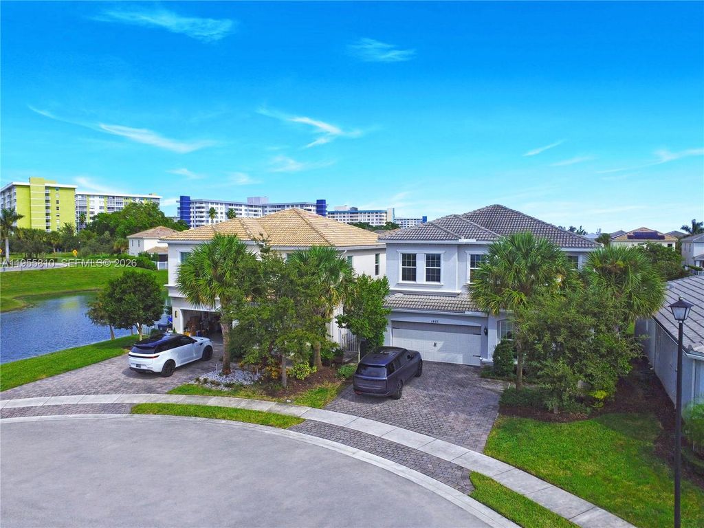 Photo of 1465 Bursera Ter, Hollywood, FL 33021 (MLS # A11955810)