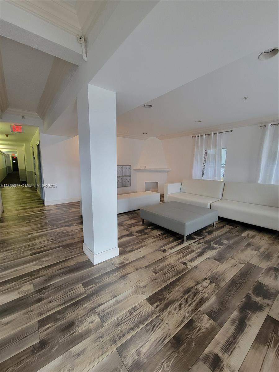 HAMILTON CONDO - Residential Lease