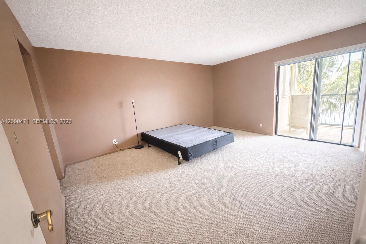 ISLES OF INVERRARY I COND - Residential