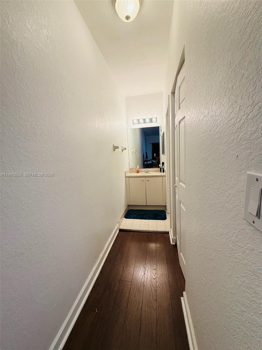 United Homes at Bella Vist - Residential