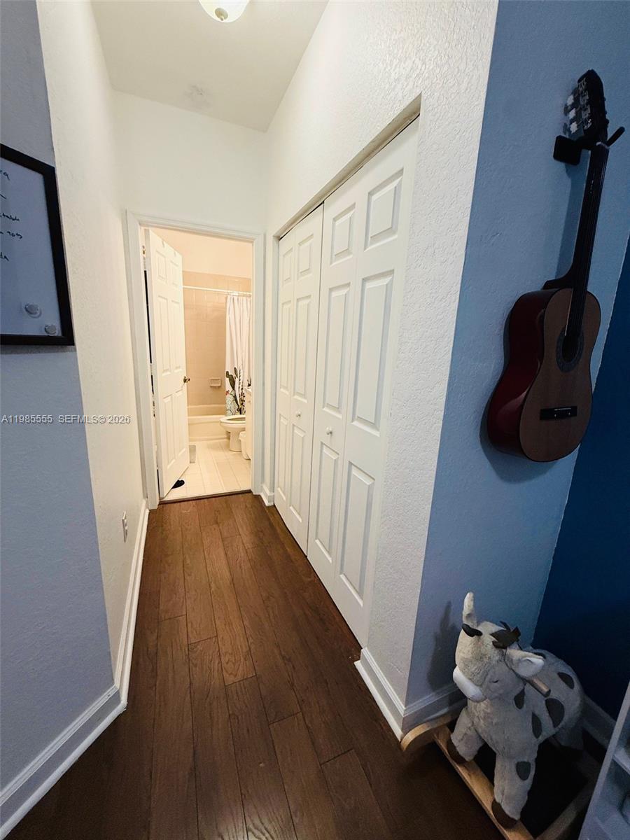 United Homes at Bella Vist - Residential