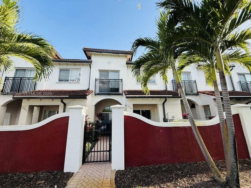 Clean and Move-In ready, 2-bedroom, 2.5 bath Townhouse in the well-kept family community of Bella Vista.  With laminate floors throughout, enjoy the many upgrades such as a new AC unit, inside and outside, new electric water heater and new kitchen sink.  Enjoy your front patio and private garden or barbeque area with families and friends.  This community is centrally located between 441 and I-95, just minutes to downtown, beaches and shopping.  Enjoy the clubhouse, pool, basketball and picnic area and much more!