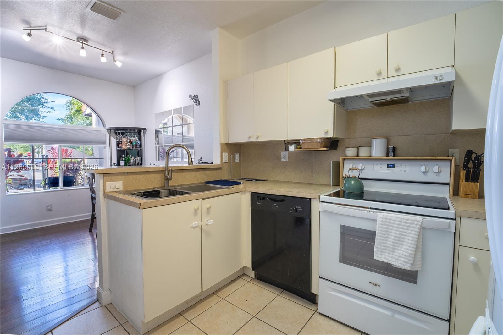 EDC ASSOCIATES PLAT - Residential
