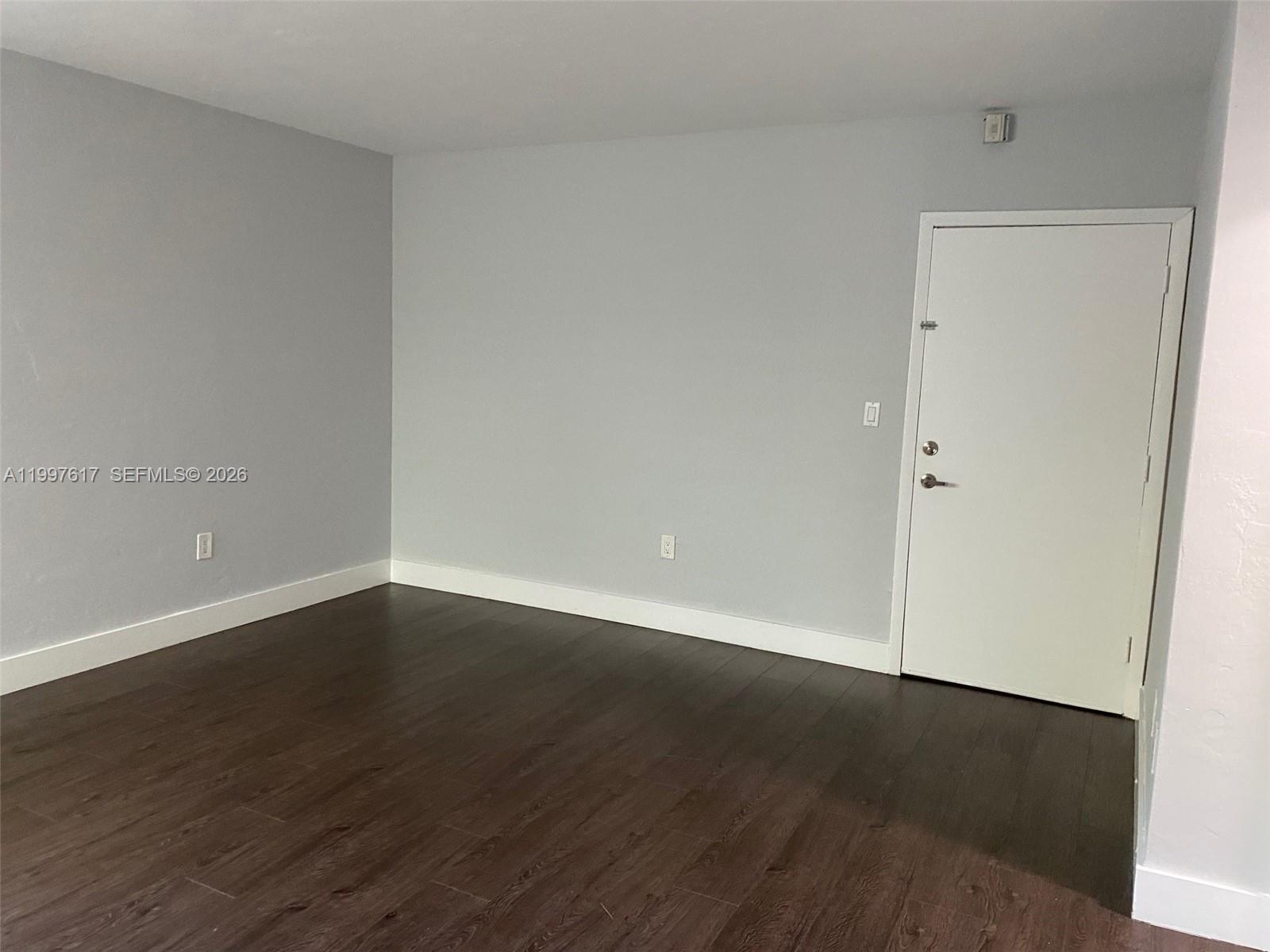 THIRD COMM SUB - Residential Lease