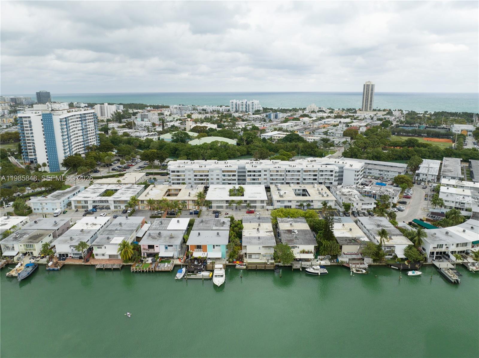 PARK VIEW ISLAND - Residential Lease
