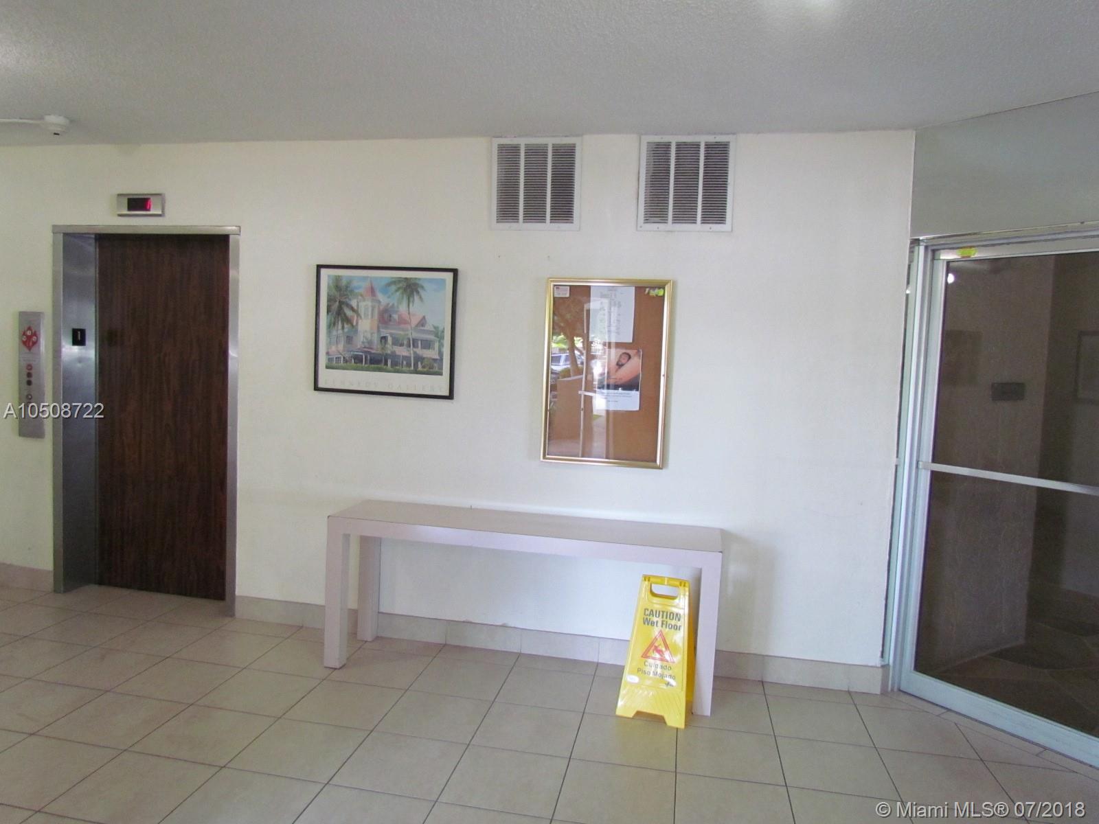 FALLS OF INVERRARY - Residential Lease