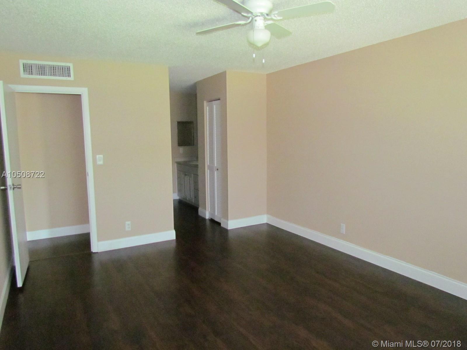 FALLS OF INVERRARY - Residential Lease