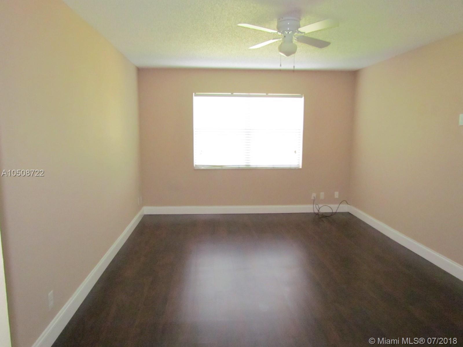 FALLS OF INVERRARY - Residential Lease