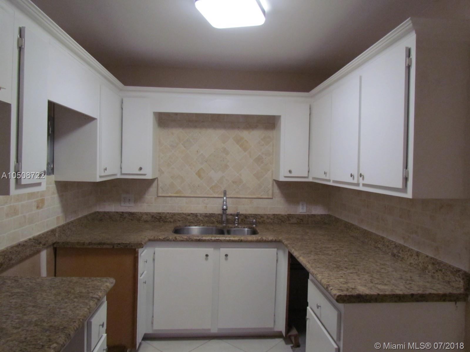 FALLS OF INVERRARY - Residential Lease