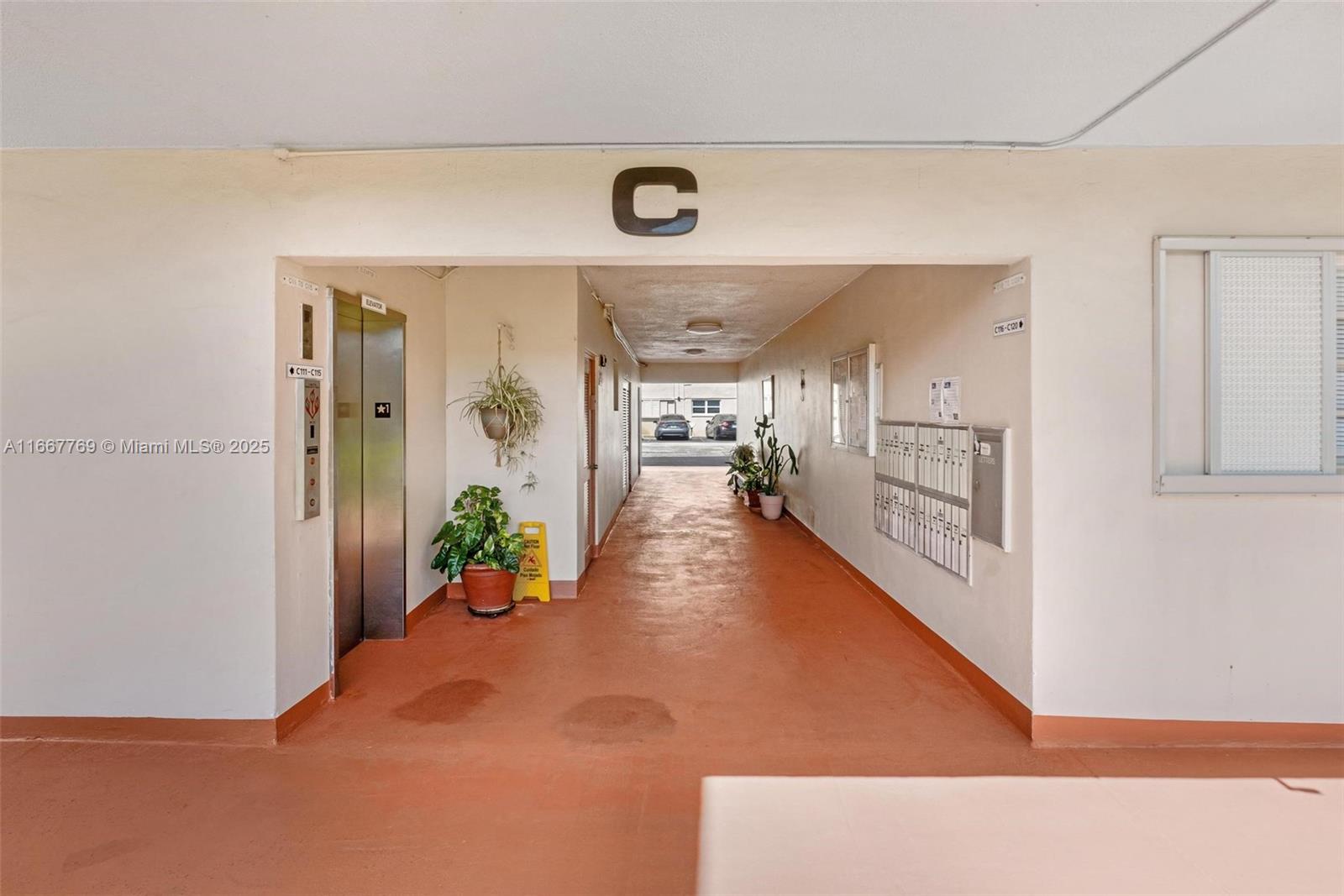 BEVERLY HILLS CONDO NUMBE - Residential