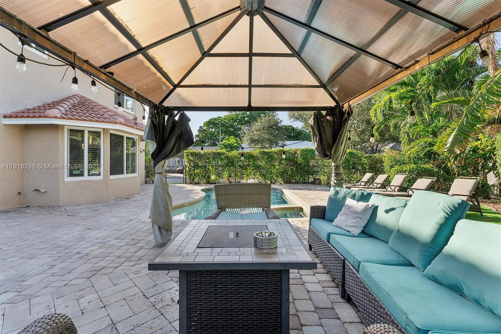 WINSTON PARK SECTION TWO - Residential