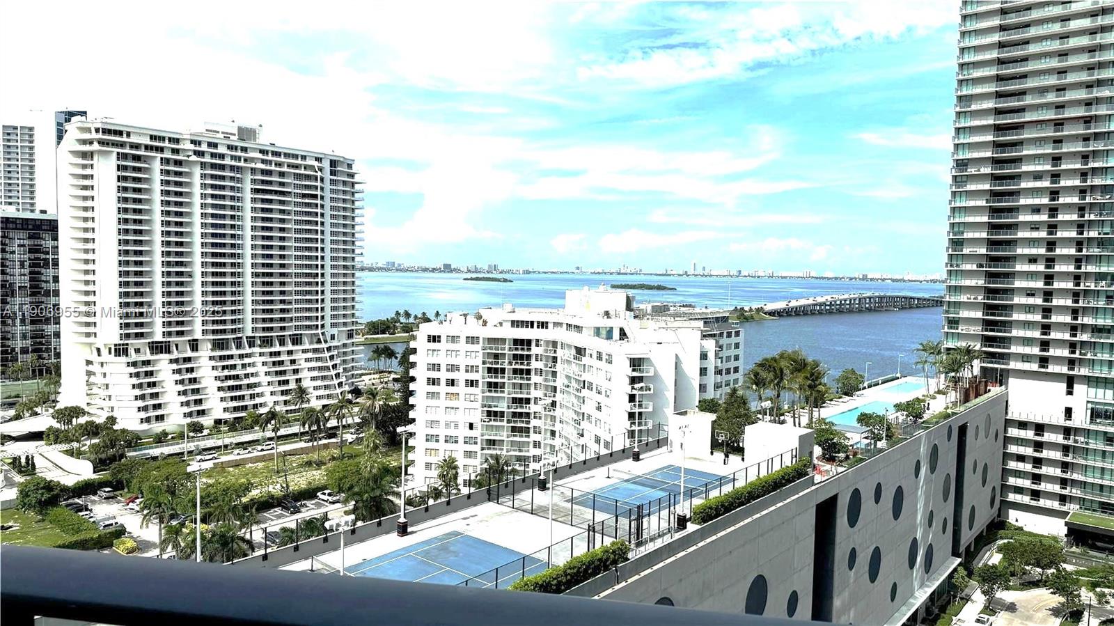 PARAISO BAYVIEWS CONDO - Residential Lease