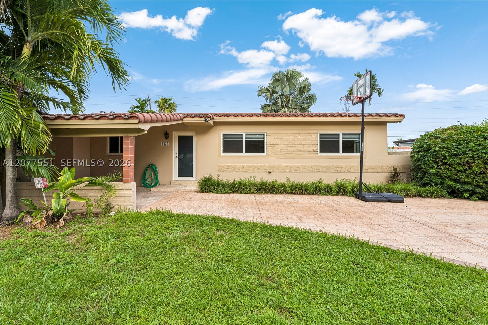 1435 SW 78th Ct