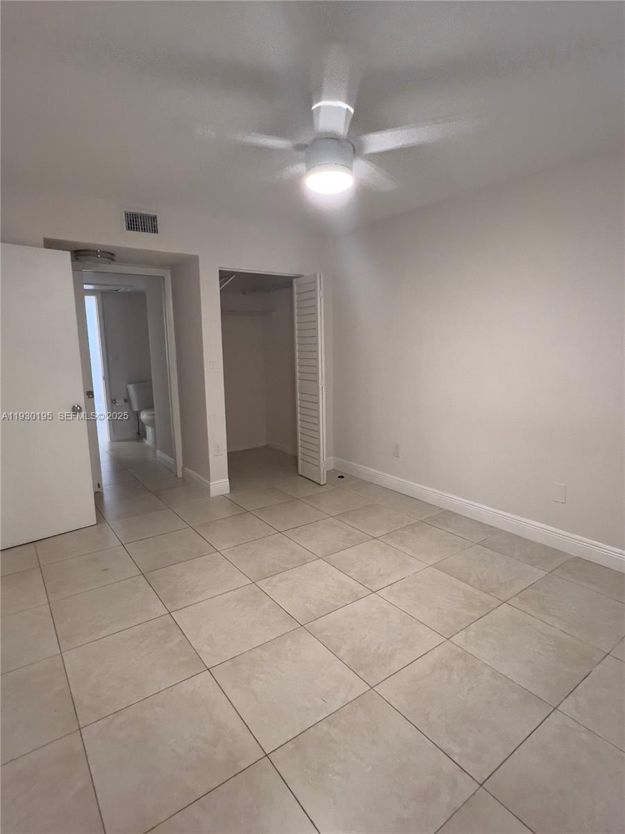 LAKEVIEW CLUB CONDO - Residential Lease