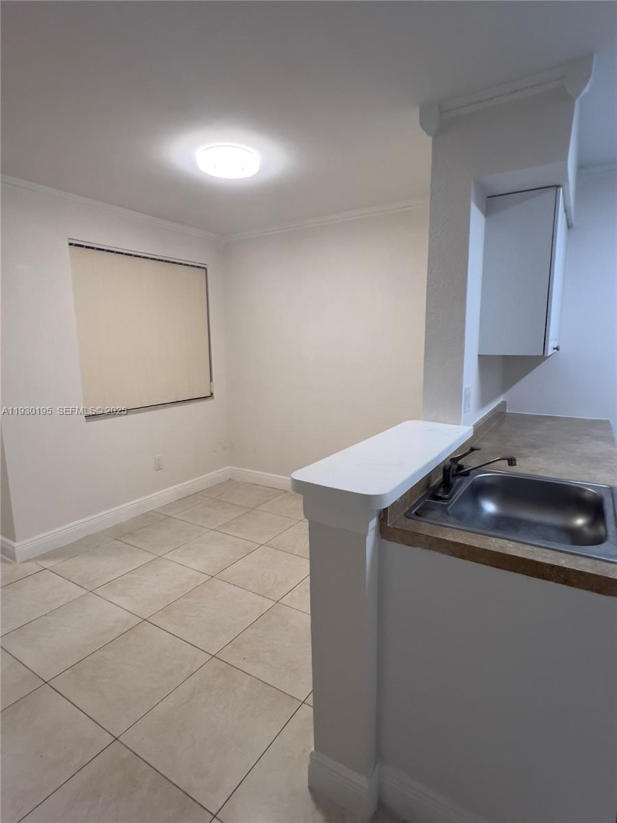 LAKEVIEW CLUB CONDO - Residential Lease