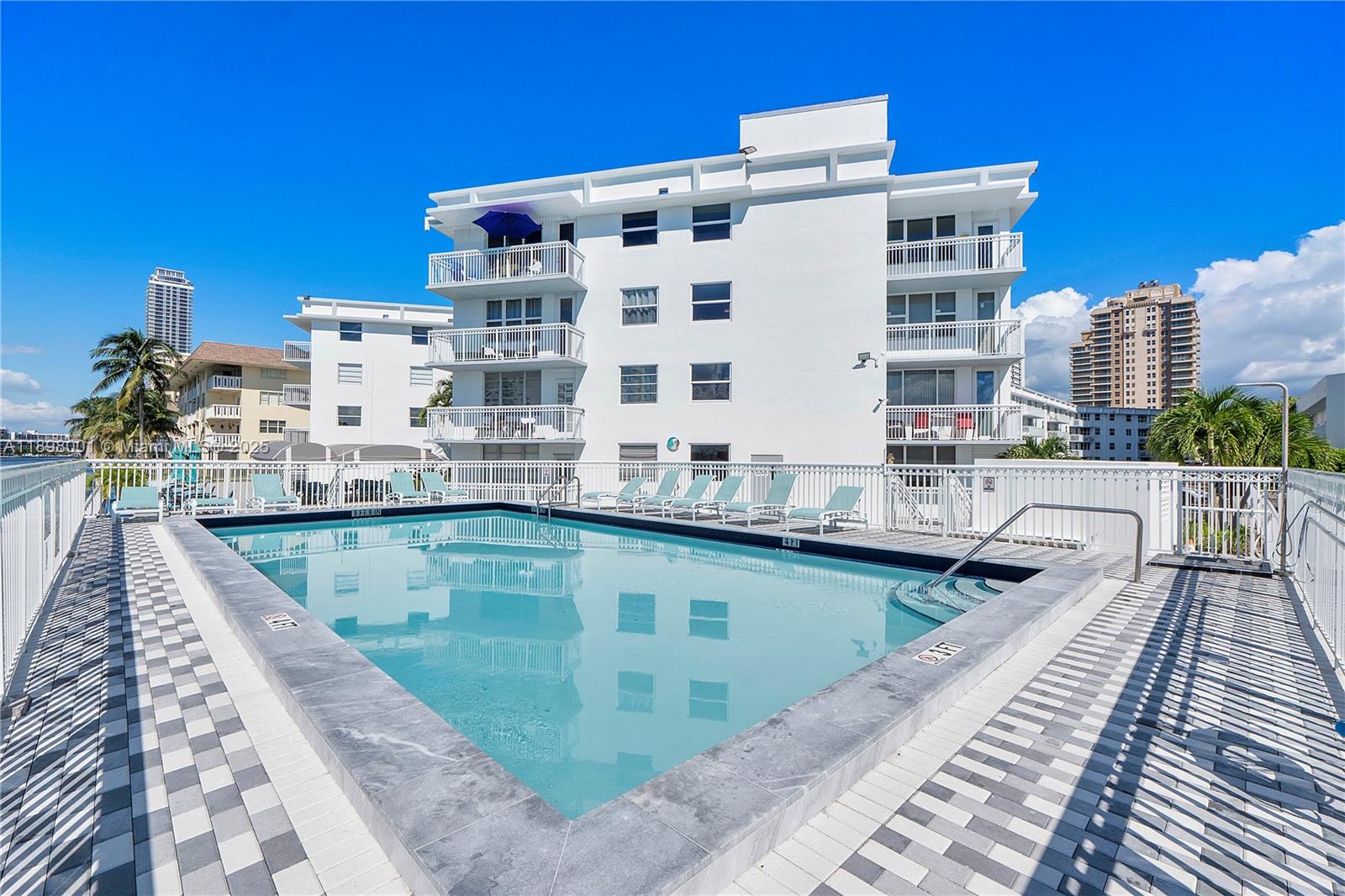 CHELSEA BAYVIEW CONDO - Residential