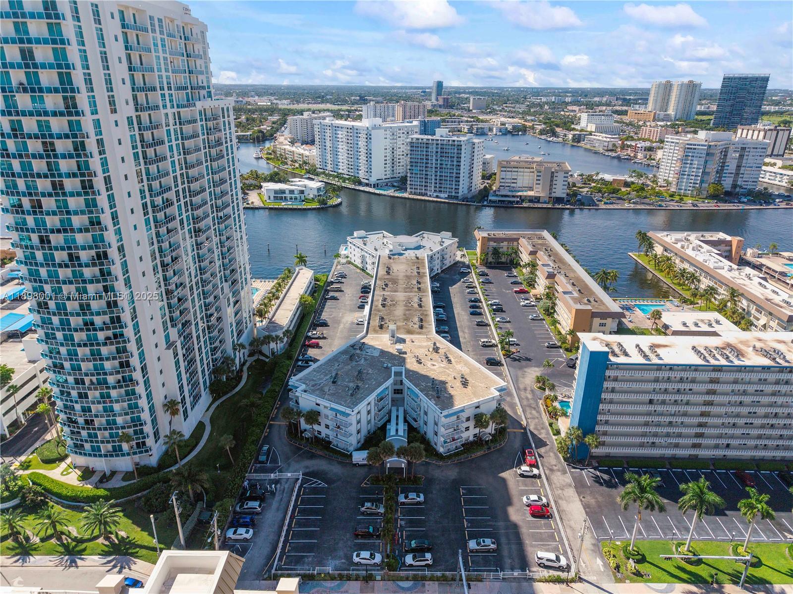 1913 S Ocean Dr 113