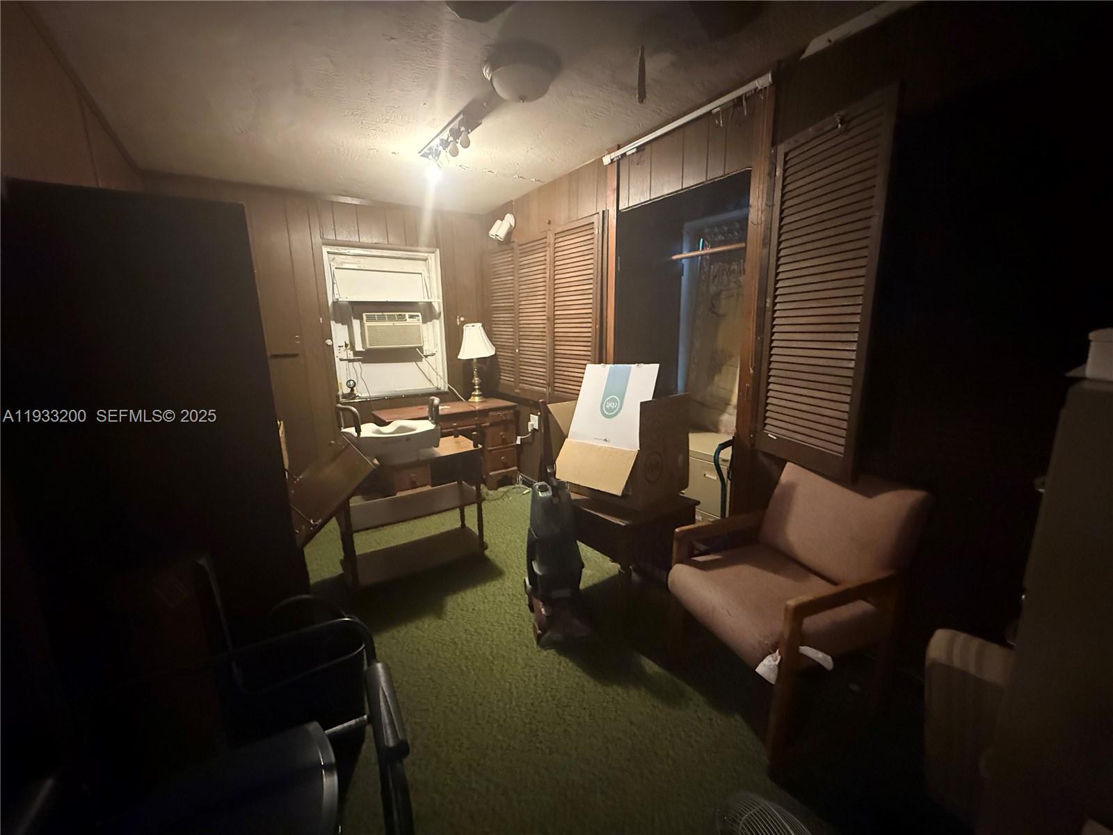 SUNSET HEIGHTS - Residential