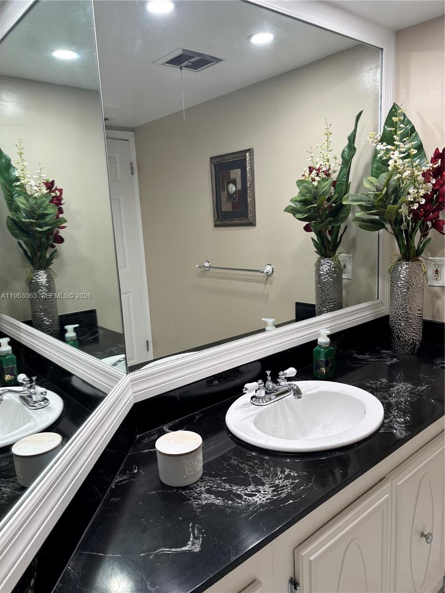 Yorktown Condominium - Residential