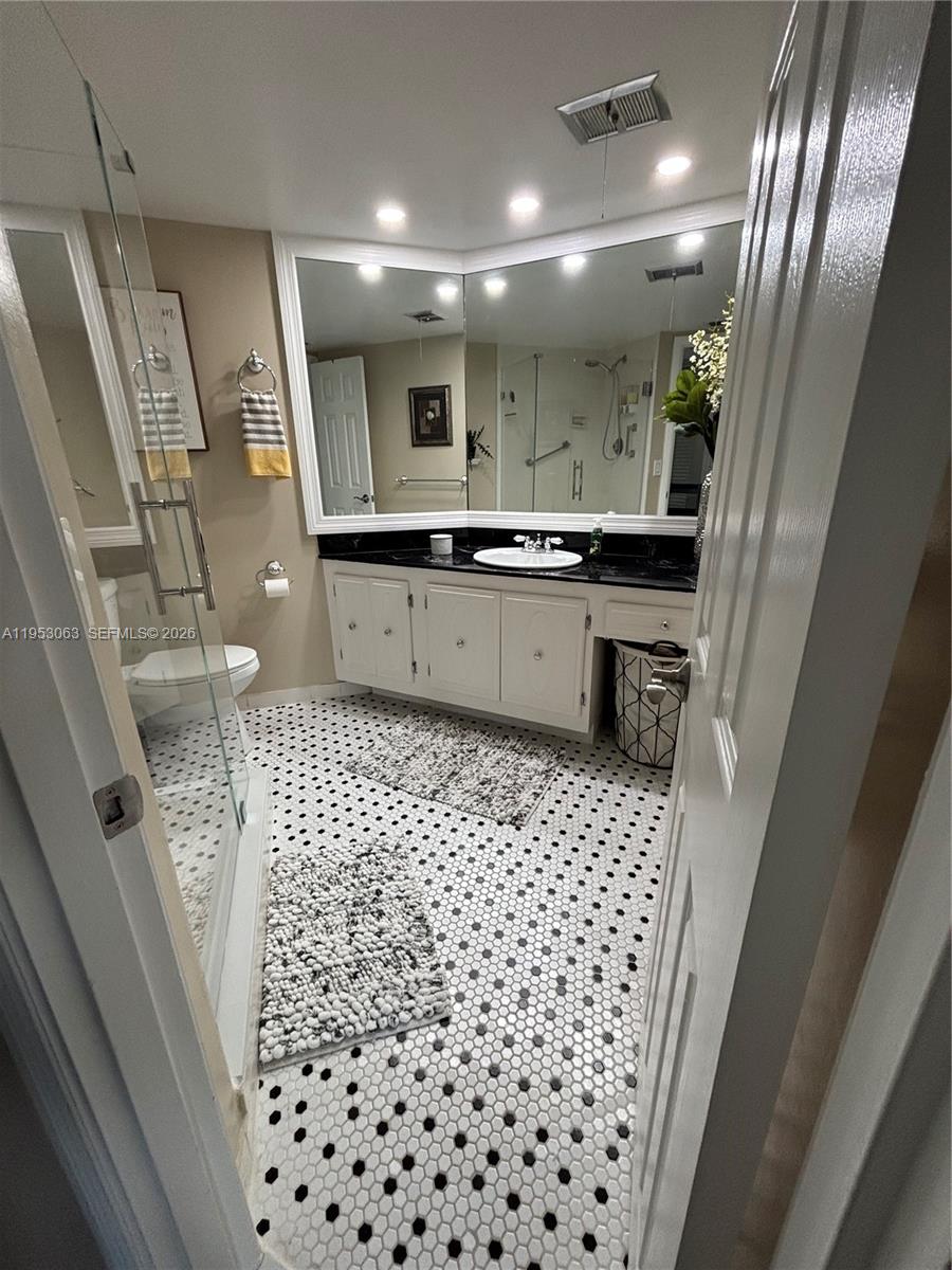 Yorktown Condominium - Residential