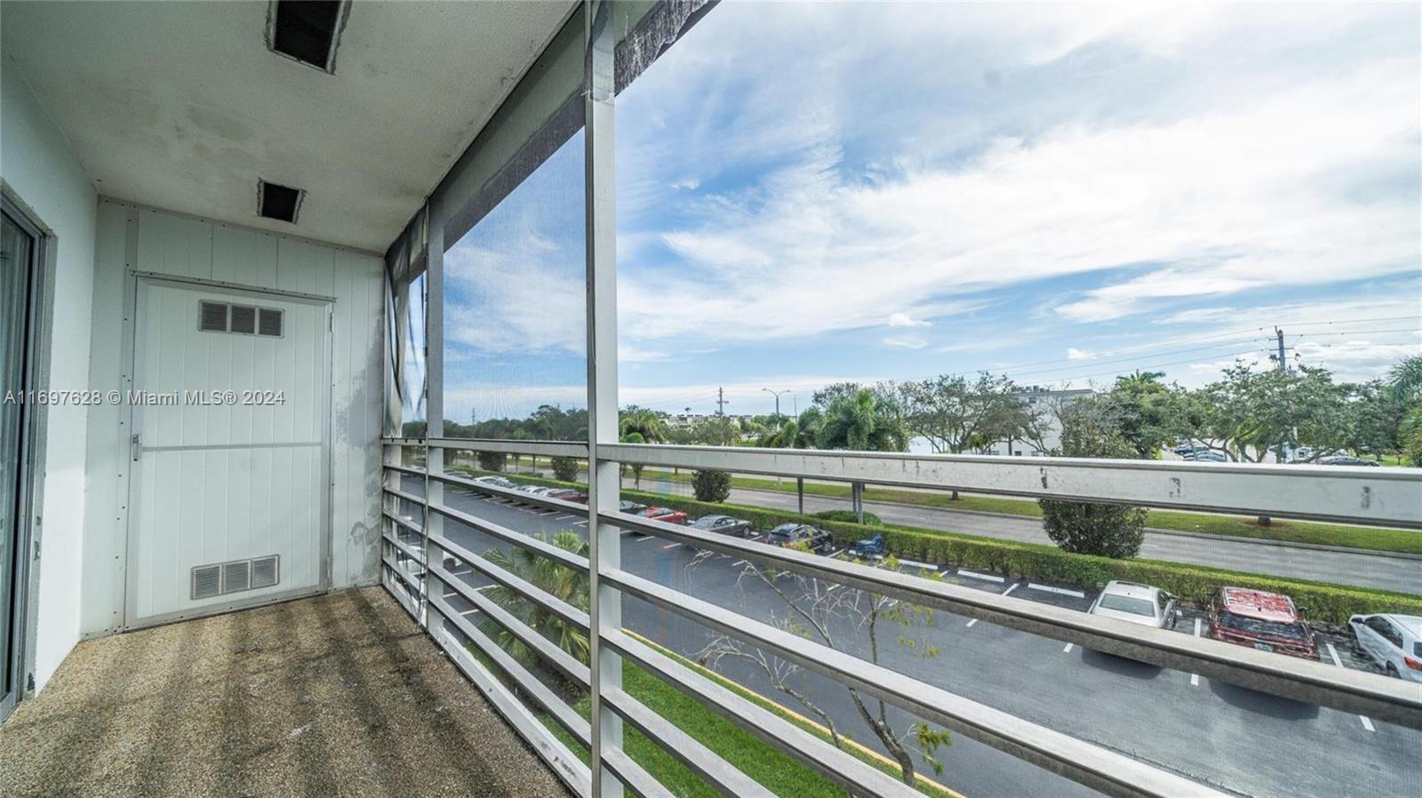 SUFFOLK AT CENTURY VILLAG - Residential