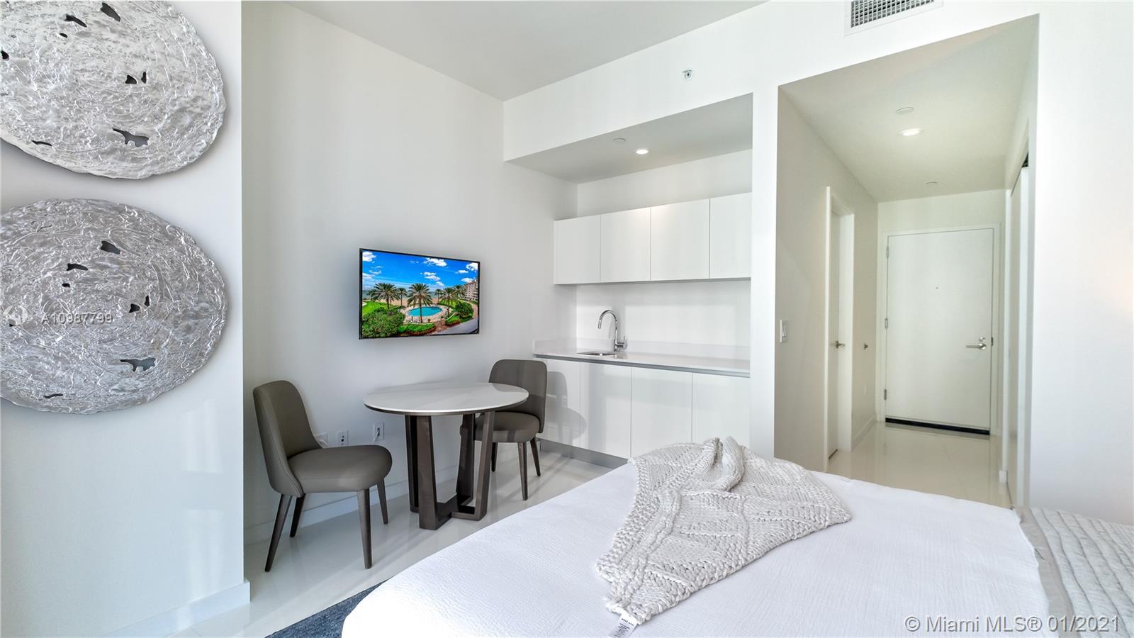 PARAMOUNT MIAMI - Residential