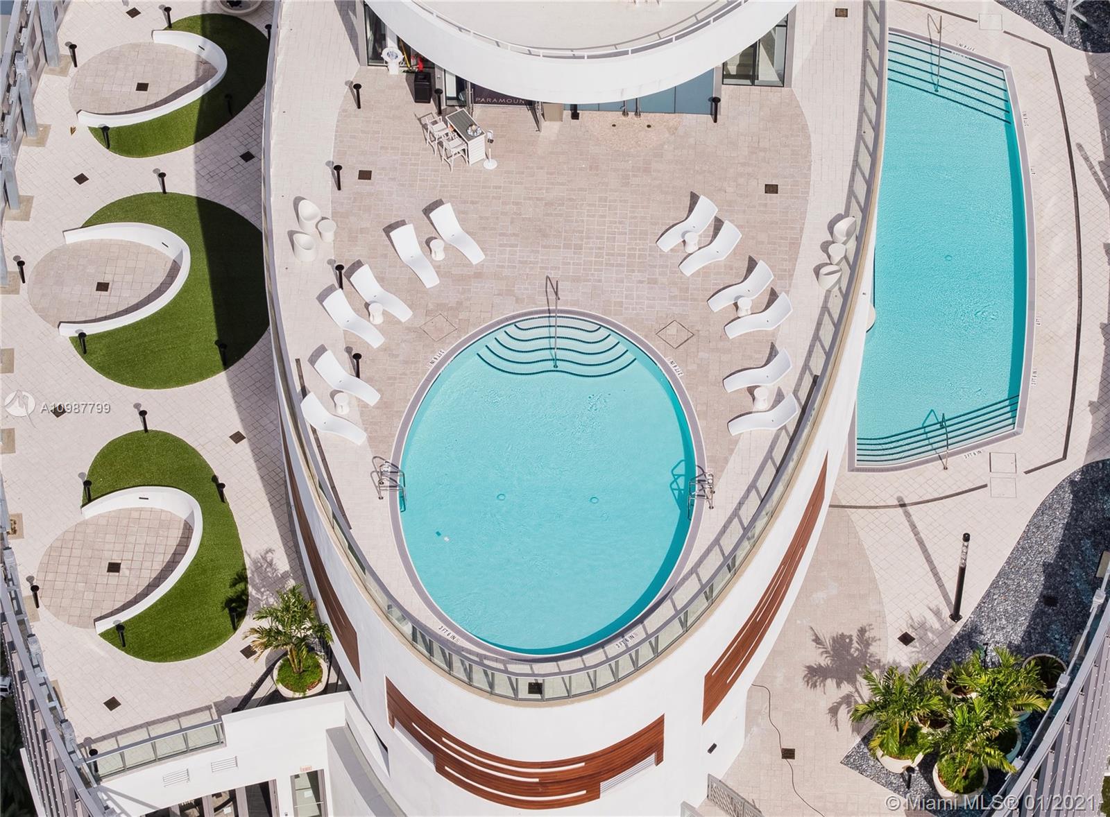PARAMOUNT MIAMI - Residential