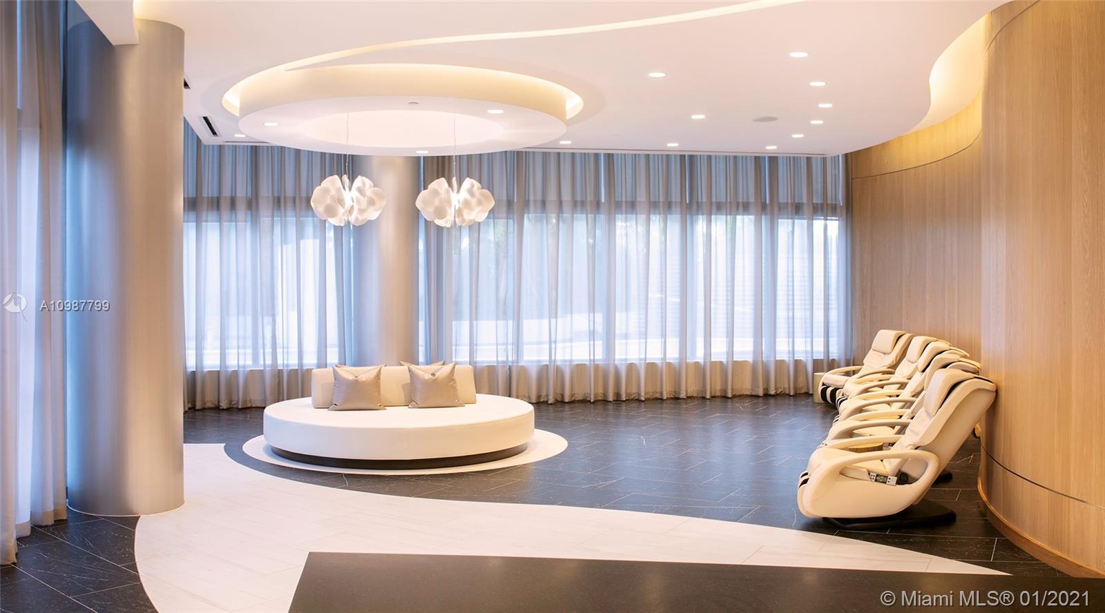 PARAMOUNT MIAMI - Residential