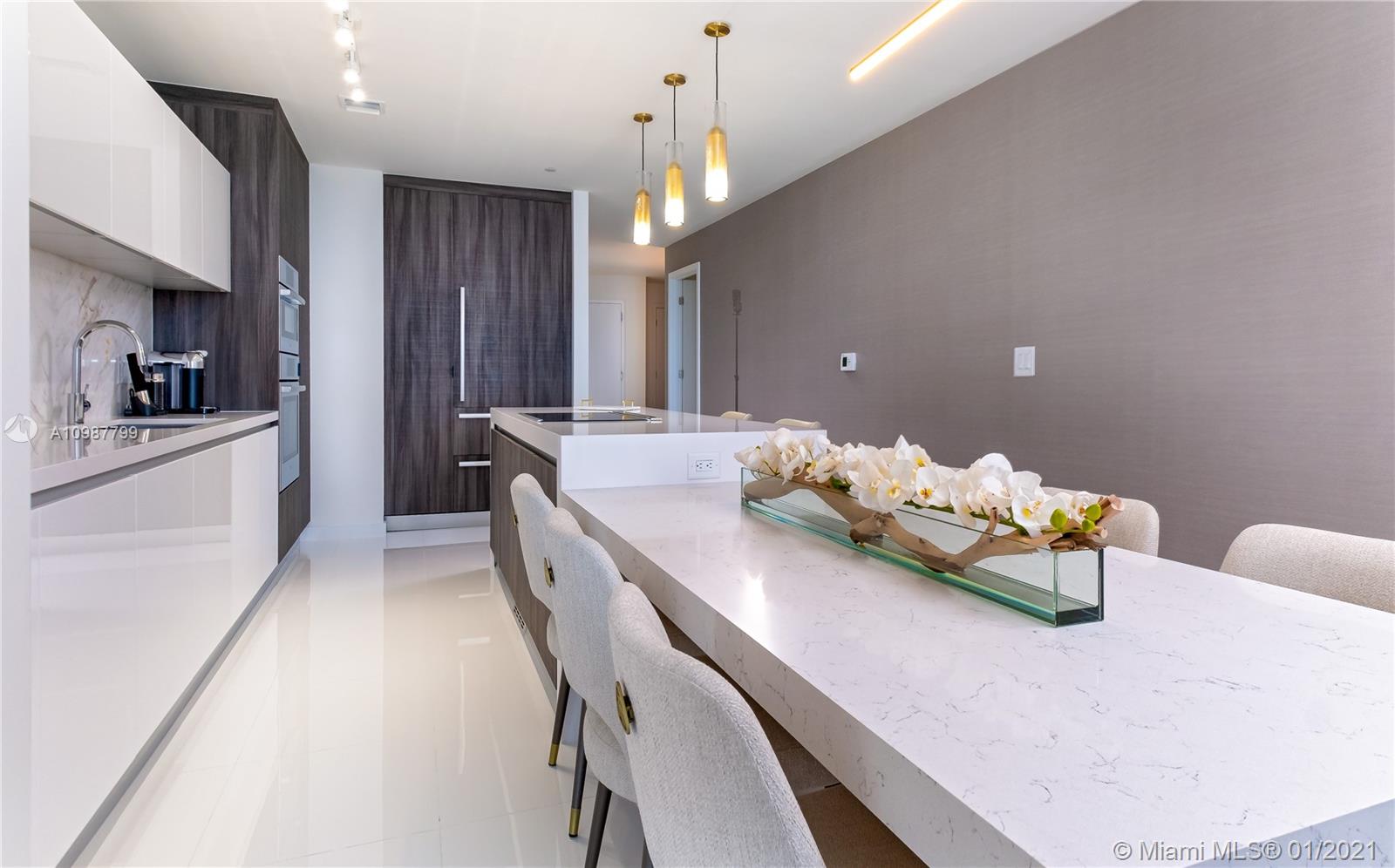 PARAMOUNT MIAMI - Residential
