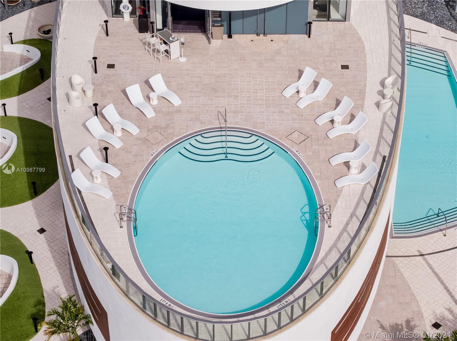 PARAMOUNT MIAMI - Residential