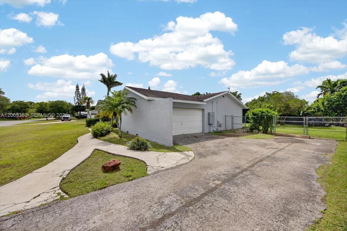 WALDIN PARK ESTATES - Residential