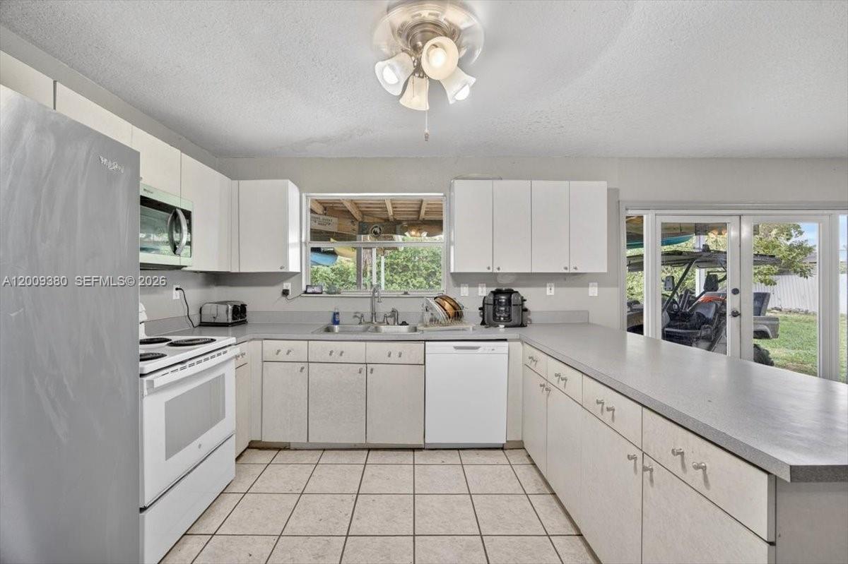 WALDIN PARK ESTATES - Residential