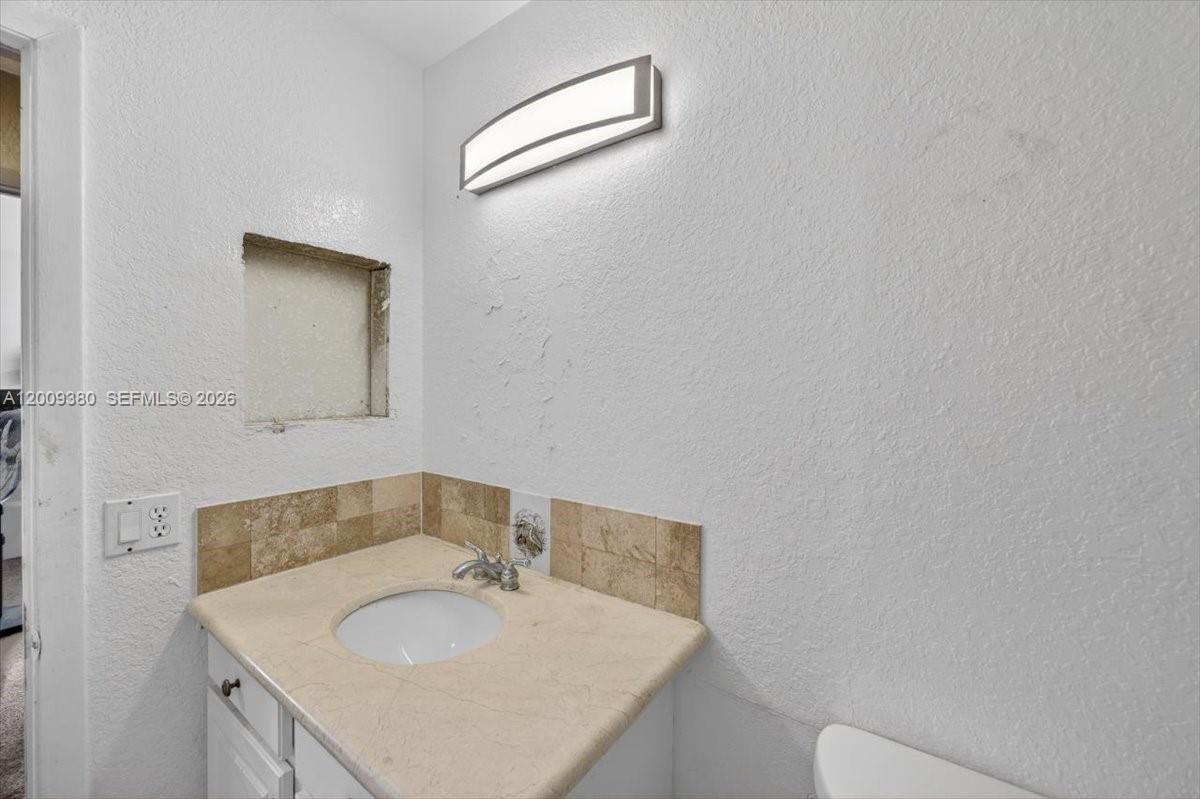 WALDIN PARK ESTATES - Residential