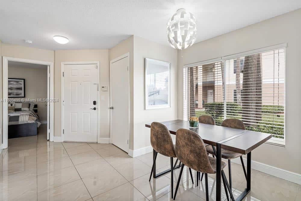 CASABLANCA ISLES CONDO - Residential